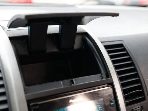 Used 2012 Nissan Sentra 2.0 S image 32