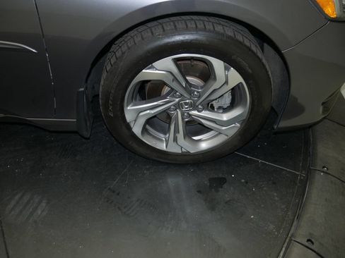 Used 2018 Honda Accord EX-L image 18