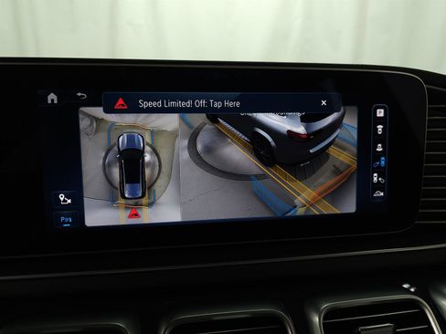 Used 2024 Mercedes-Benz GLS 450 4MATIC image 29