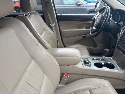 Used 2013 Jeep Grand Cherokee Limited image 14