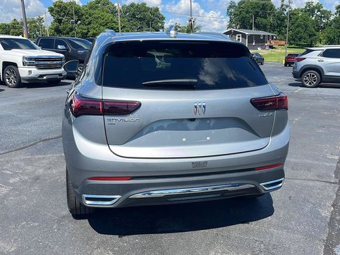 Used 2025 Buick Envision Preferred AWD/4WD image 4