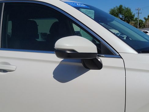 Used 2024 Honda CR-V EX-L image 8