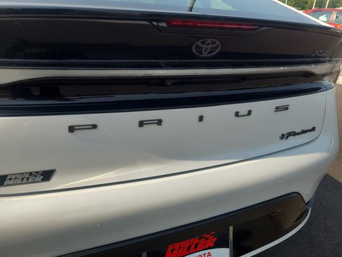 Certified 2023 Toyota Prius Prime FWD image 29
