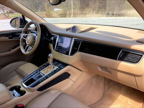 Used 2017 Porsche Macan S AWD/4WD image 14