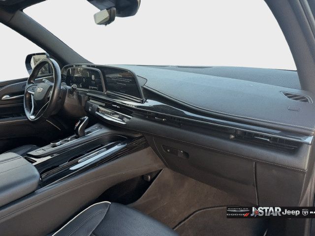 Used 2023 Cadillac Escalade Sport AWD/4WD image 18
