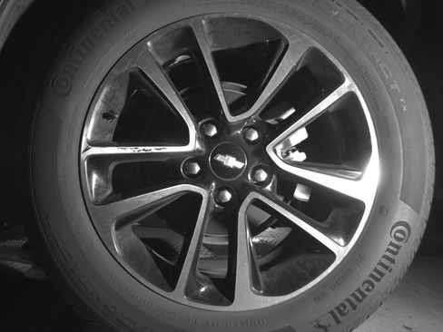 Used 2025 Chevrolet TrailBlazer LT w/ Driver Confidence Package image 14