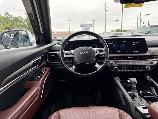 Certified 2024 Kia Telluride EX FWD image 4