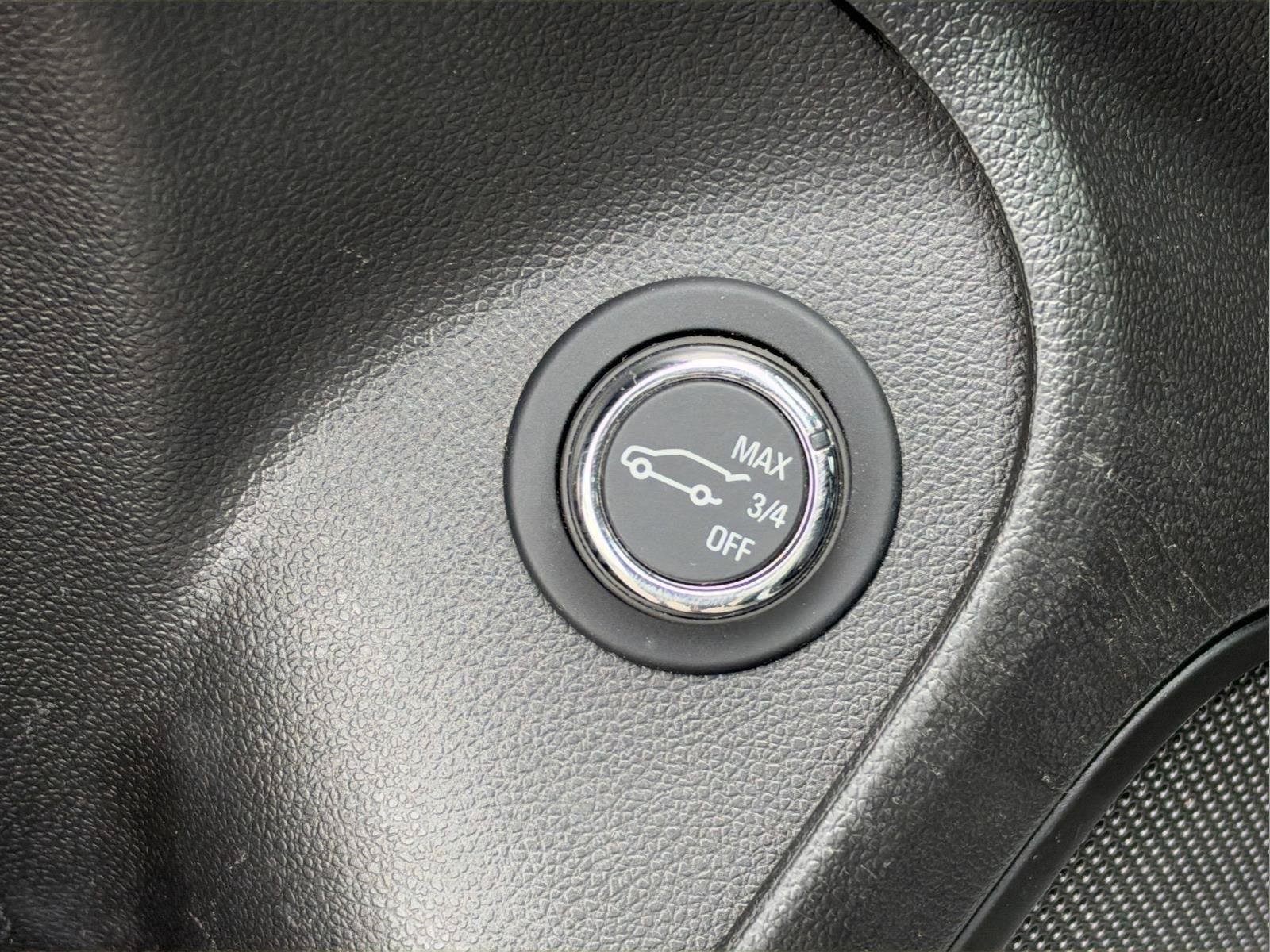 Used 2025 Buick Encore GX Preferred w/ Comfort Package FWD image 21