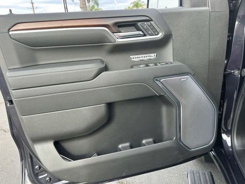 New 2026 GMC Sierra 1500 Denali w/ Denali Reserve Package image 23