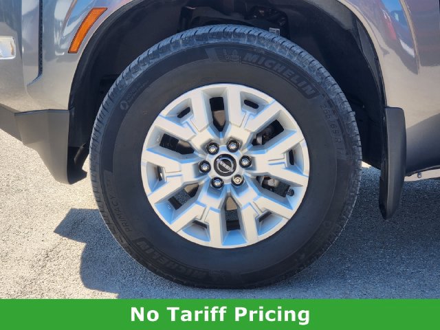 Used 2022 Nissan Frontier SV RWD image 8