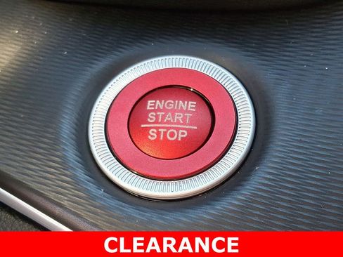 Used 2025 Jeep Grand Cherokee 4WD image 25