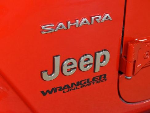 Used 2020 Jeep Wrangler Unlimited Sahara w/ Dual Top Group image 36