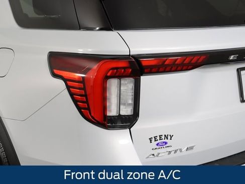 New 2026 Ford Explorer Active w/ Active Comfort Package image 18