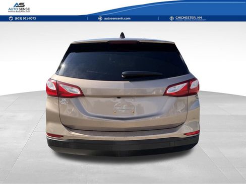 Used 2019 Chevrolet Equinox LS w/ LS Convenience Package AWD/4WD image 4