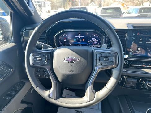Used 2025 Chevrolet Silverado 1500 ZR2 w/ Technology Package AWD/4WD image 16