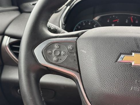 Used 2023 Chevrolet Traverse LT AWD/4WD image 10