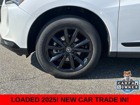 Used 2025 Acura RDX SH-AWD image 9