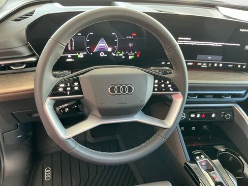 New 2025 Audi Q5 Premium Plus image 10