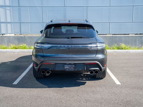 Certified 2026 Porsche Macan AWD/4WD image 7