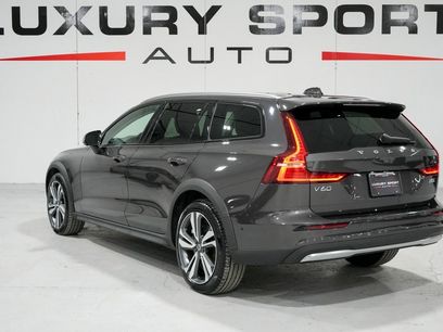 Used 2025 Volvo V60 B5 Cross Country Plus