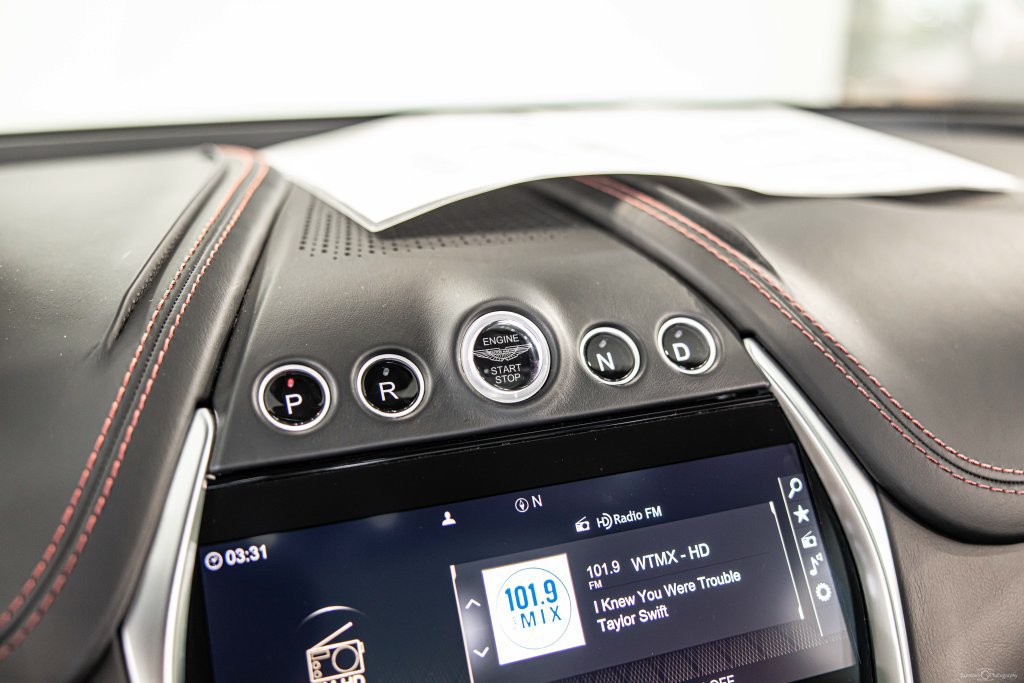 Used 2021 Aston Martin DBX AWD/4WD image 28