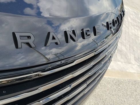 New 2026 Land Rover Range Rover SV image 9