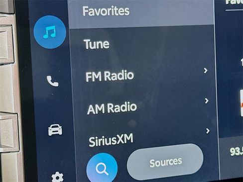 Used 2024 Toyota Tundra Platinum w/ TRD Off-Road Package image 28