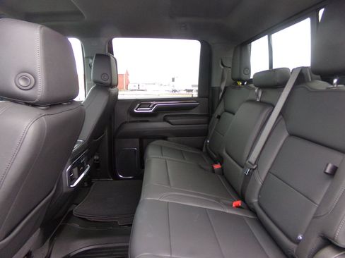 Used 2024 Chevrolet Silverado 3500 LTZ w/ LTZ Premium Package image 32