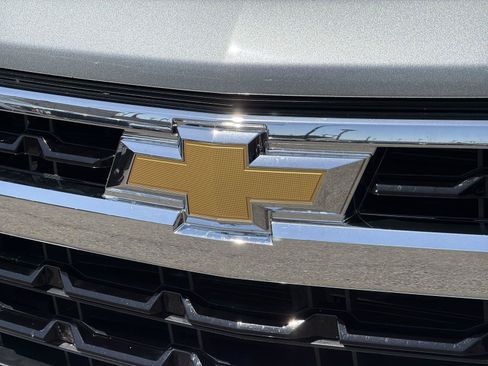 Used 2025 Chevrolet Silverado 1500 LT AWD/4WD image 30