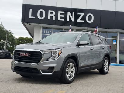 Used 2023 GMC Terrain SLE w/ Driver Convenience Package