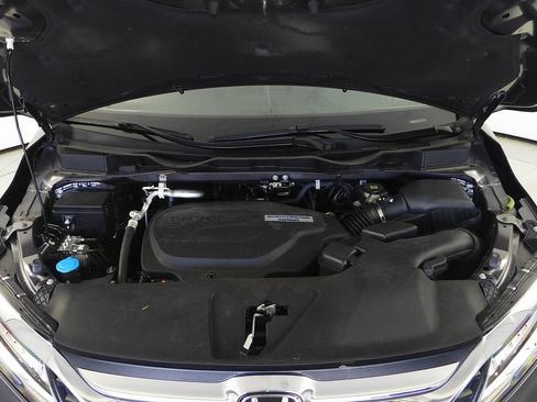 Used 2019 Honda Odyssey Elite image 6