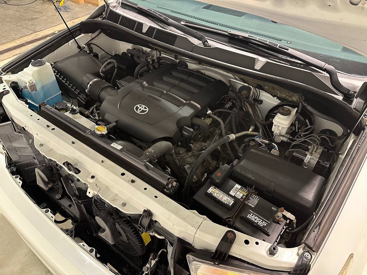 Used 2016 Toyota Sequoia Platinum AWD/4WD image 4