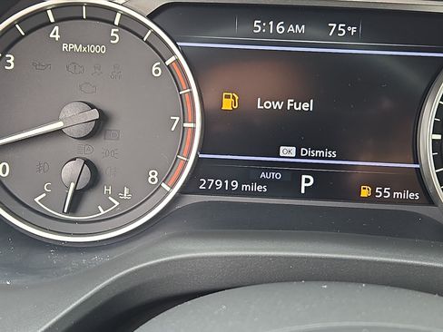 Used 2023 Nissan Rogue SV AWD/4WD image 19