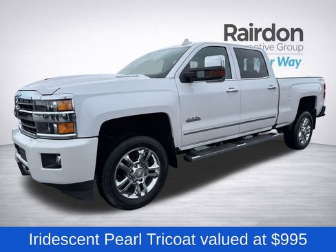 Used 2019 Chevrolet Silverado 2500 High Country w/ Duramax Plus Package AWD/4WD image 3