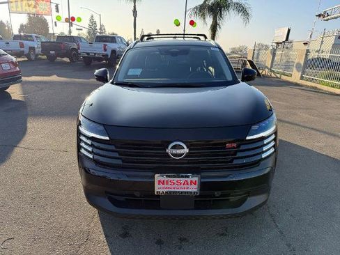 New 2026 Nissan Kicks SR image 2