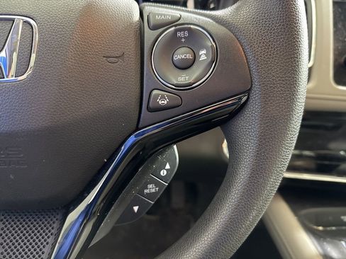 Used 2022 Honda HR-V EX image 18