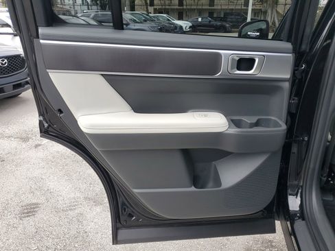 Used 2025 Hyundai Santa Fe SEL image 12