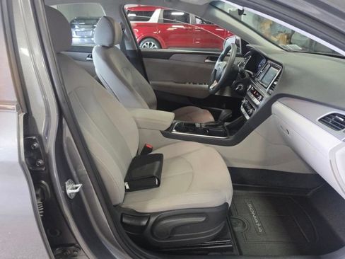 Used 2019 Hyundai Sonata SE FWD image 10