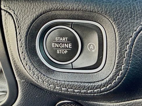 Used 2025 Mercedes-Benz GLE 53 AMG 4MATIC Coupe image 27