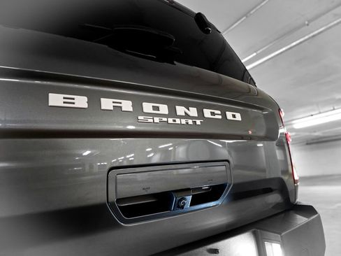 Used 2022 Ford Bronco Sport Outer Banks w/ Tech Package image 11