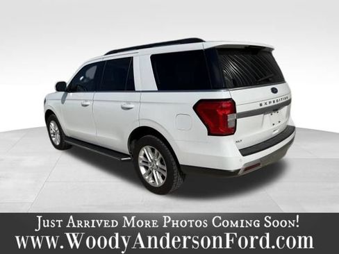 Used 2022 Ford Expedition XLT AWD/4WD image 5