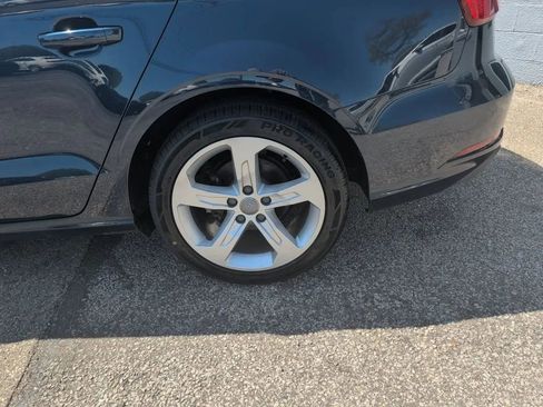 Used 2018 Audi A3 2.0T Premium image 10