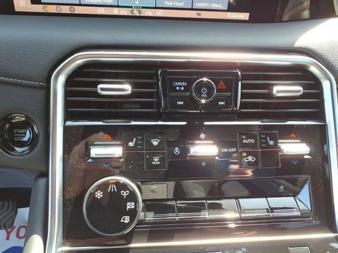 New 2026 Nissan Armada SL w/ Captain's Chari Seat Package RWD image 22