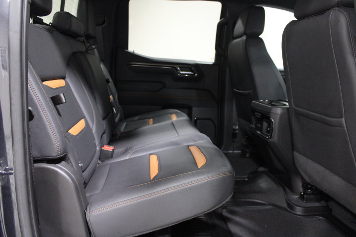 Used 2023 GMC Sierra 1500 AT4 w/ AT4 Preferred Package AWD/4WD image 31