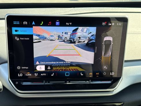 Certified 2025 Volkswagen ID.4 Pro image 26