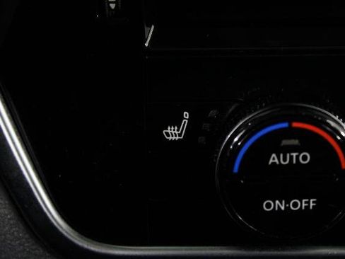 Certified 2021 Nissan Rogue Platinum FWD image 29