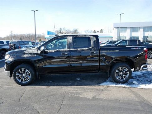 Used 2023 Chevrolet Silverado 1500 LT image 3