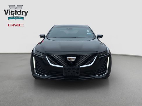 Used 2023 Cadillac CT5 Luxury image 2