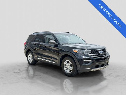 Used 2023 Ford Explorer XLT w/ Equipment Group 202A AWD/4WD image 10