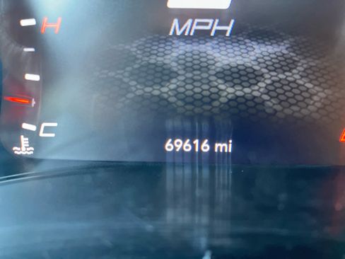 Used 2023 Dodge Charger GT image 15